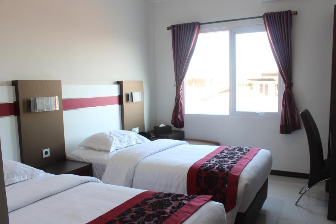 Idea'S Hotel Jalan Ibrahim Aji 万隆 外观 照片