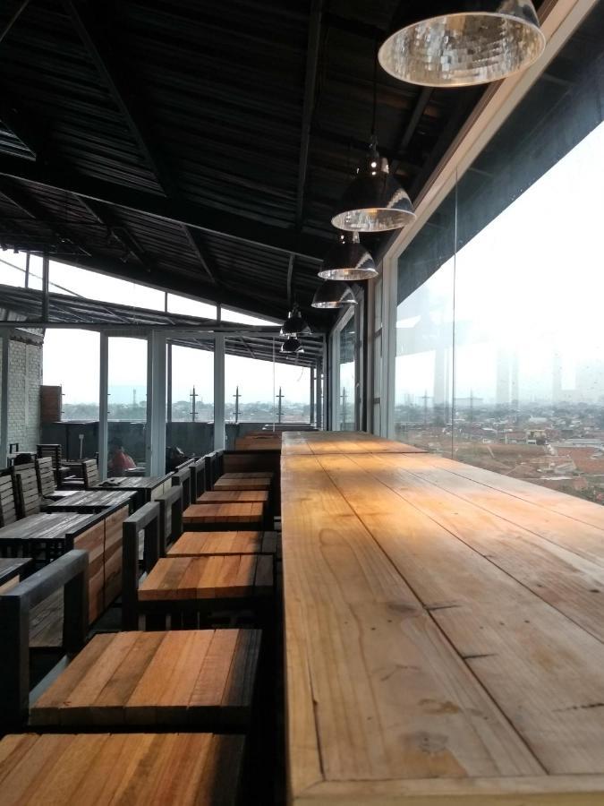 Idea'S Hotel Jalan Ibrahim Aji 万隆 外观 照片